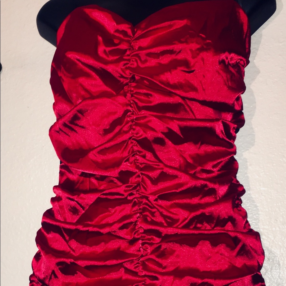 Royal Ruffled Red Dress